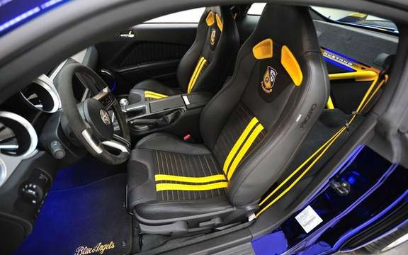 Ford Mustang GT 2012: A special edition "Blue Angels" picture #3