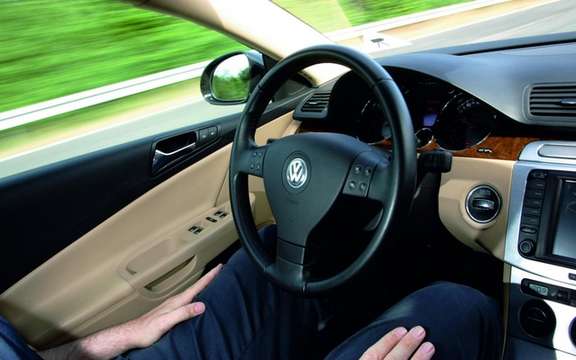 Volkswagen presents his car autopilot picture #3
