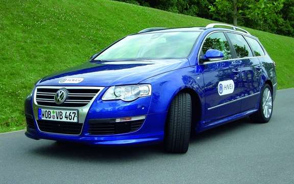 Volkswagen presents his car autopilot picture #2