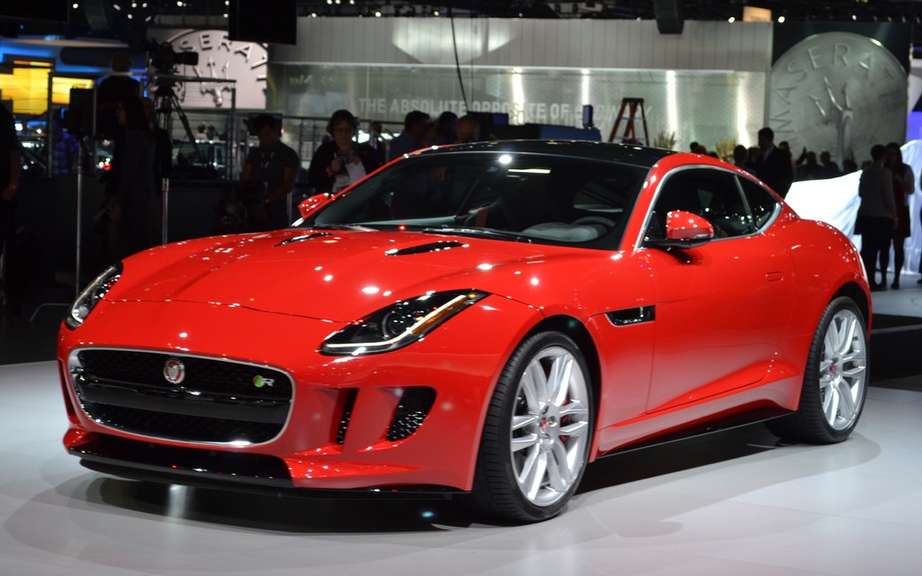 Jaguar F-Type Coupe featured at Super Bowl picture #3