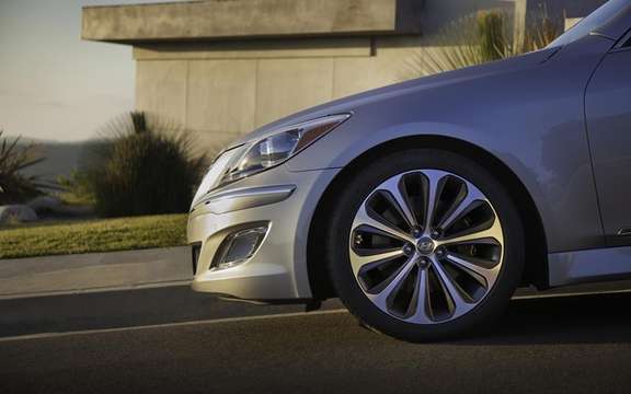 Hyundai Genesis 2012: Two new GDI engines picture #5