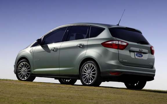 Ford C-Max Hybrid and Plug-in Hybrid: The only versions available picture #2