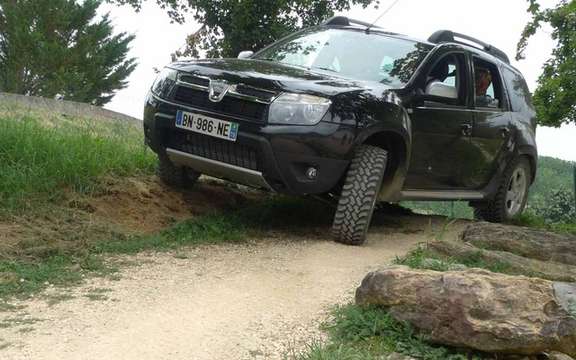 More than 7,500 participants in the third Grand Picnic Dacia picture #5