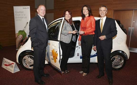 Hydro-Quebec delivers fifteen cars i-MiEV has Boucherville businesses picture #1