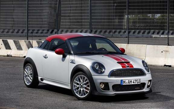 Mini Roadster 2012: Capote manual deployment