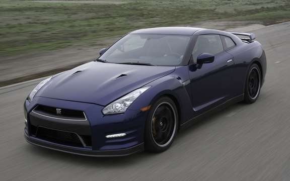 Nissan GT-R 2012: The price is the measure of his reputation picture #1