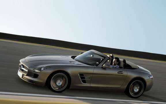 Mercedes-Benz SLS AMG Roadster: First official photos picture #3