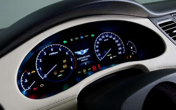 Hyundai Genesis Prada: To walk from South Korea picture #6