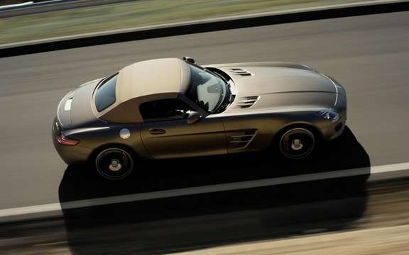 Mercedes-Benz SLS AMG Roadster: First official photos picture #4