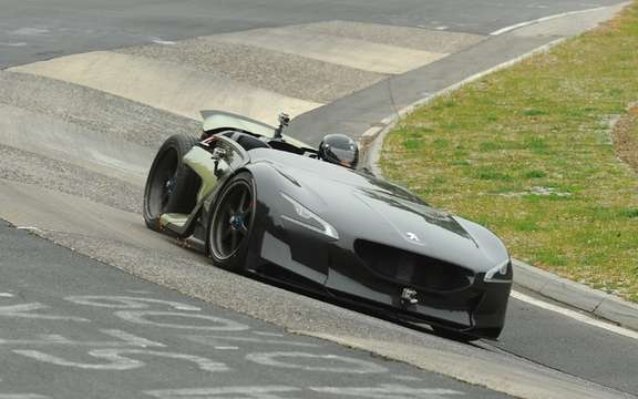 Peugeot EX1: New record around the Nurburgring
