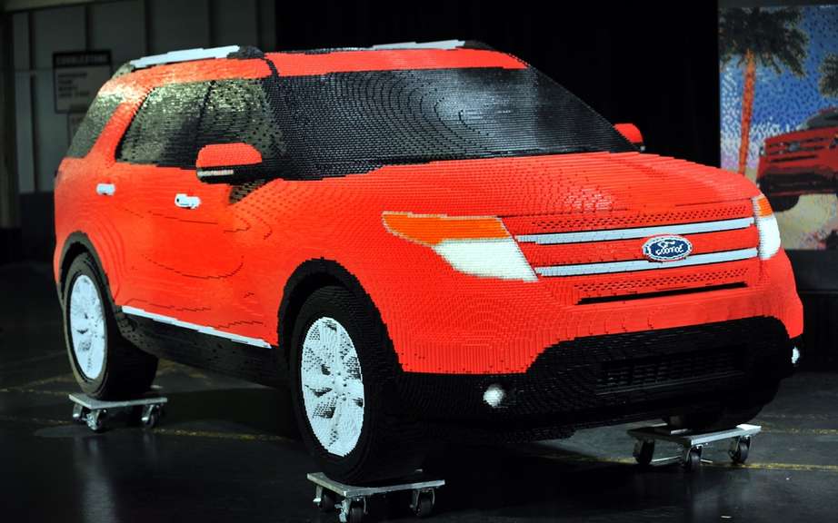 Ford Explorer 2011: reinventing LEGO ® bricks picture #1