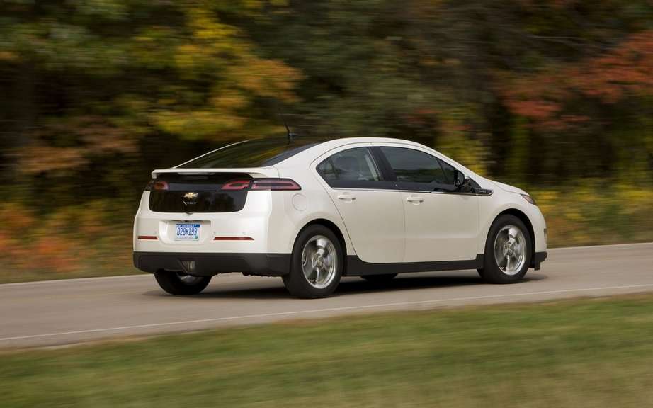 Chevrolet Canada announced the launch of largest vehicles in its history picture #6