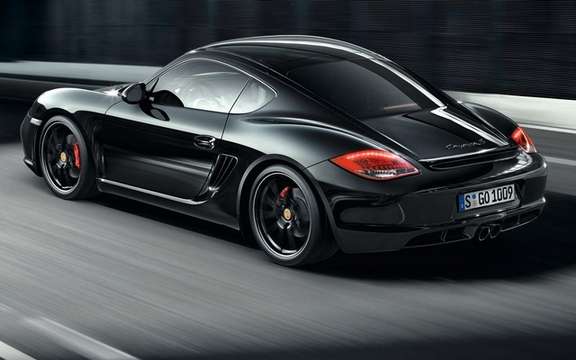 Porsche Cayman S Black Edition: All black clothed picture #4