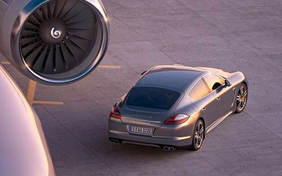 Porsche Panamera Turbo S: It fits over the range picture #4