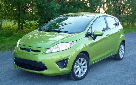2012 Ford Fiesta: To further customize his car picture #4