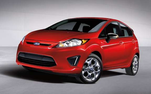 2012 Ford Fiesta: To further customize his car picture #11