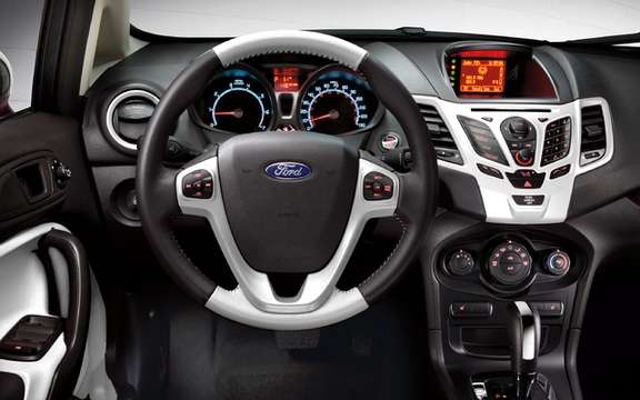 2012 Ford Fiesta: To further customize his car picture #8