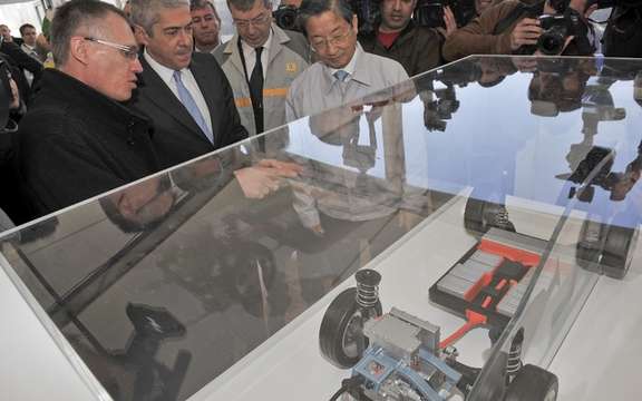 Nissan begins construction of its battery plant in Portugal picture #2