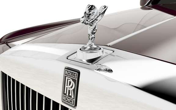 Rolls Royce commemorates the 100th anniversary of the "Spirit of Ecstasy" picture #10