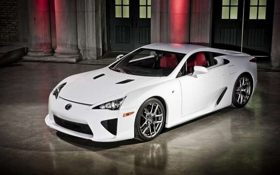 Lexus LFA 2012: Ten copies reserved for the Canadian market picture #1