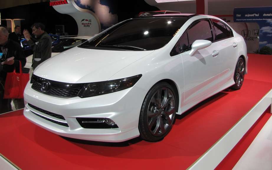 Honda Civic 2012: Two more months to wait picture #2