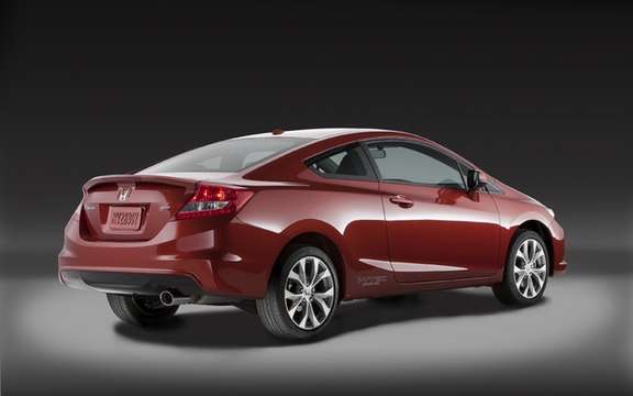 Honda Civic 2012: Two more months to wait picture #7