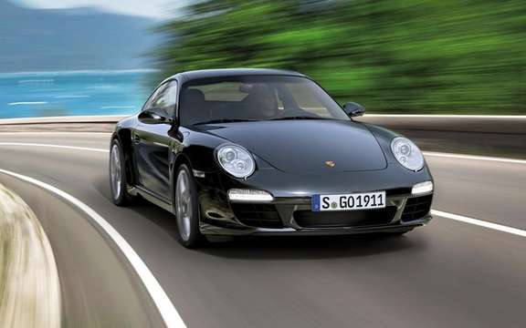 Porsche 911 Black Edition: Only 1911 units produced picture #3