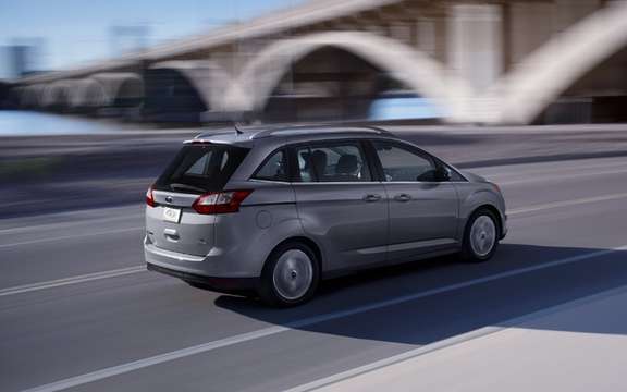 Ford C-Max 2012: In Europe it is called Grand C-Max picture #2