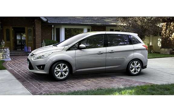 Ford C-Max 2012: In Europe it is called Grand C-Max picture #4