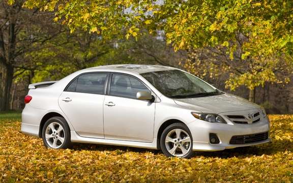 Toyota Corolla and Matrix 2011 Price respective departing from $ 15,450 and $ 16,715 picture #2