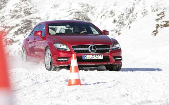 Mercedes-Benz Canada: Progamme 2011 sessions winter driving picture #2