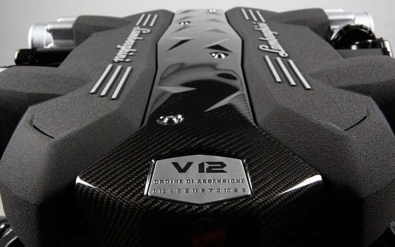 Lamborghini presents the new V12 and robotised gearbox