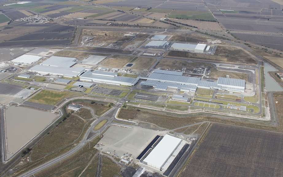 Mazda starts production at its plant in Mexico picture #5