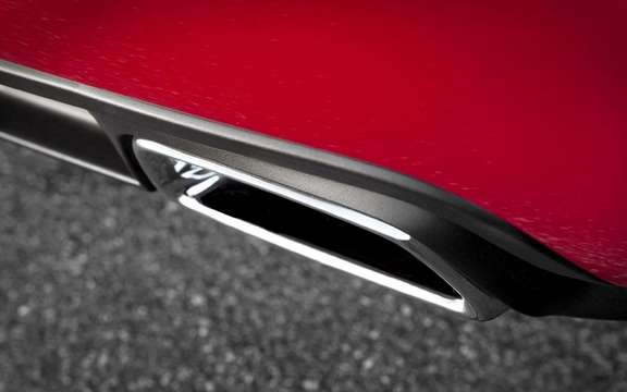 Dodge Charger 2011: The Challenger has four doors picture #5