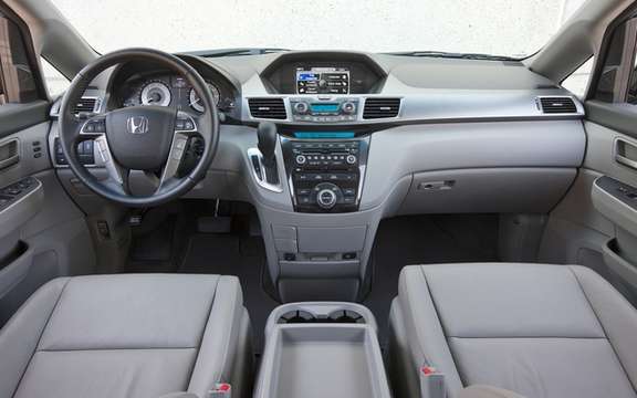 Honda Canada announces pricing for sale 2011 Odyssey picture #4