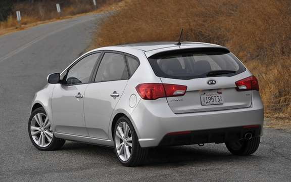Kia Forte5 2011: A version hatchback very expected picture #2