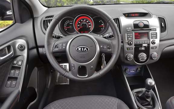 Kia Forte5 2011: A version hatchback very expected picture #6