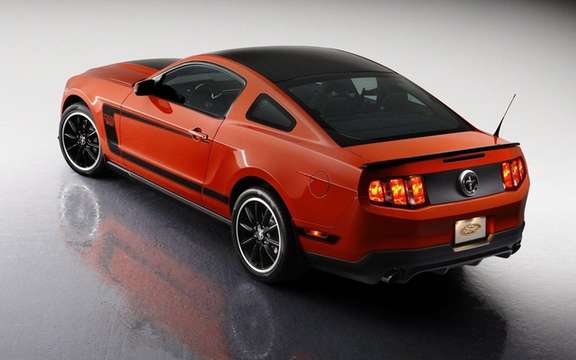 Ford Mustang Boss 302 2012: From 1969 to today picture #4
