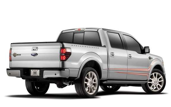 Ford F-150 Harley-Davidson 2011: missed! picture #2