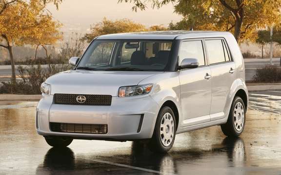 SCION: Prices for 2011 models are unveiled picture #5