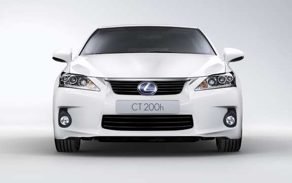 2011 Lexus CT 200h: With four selectable driving modes picture #5
