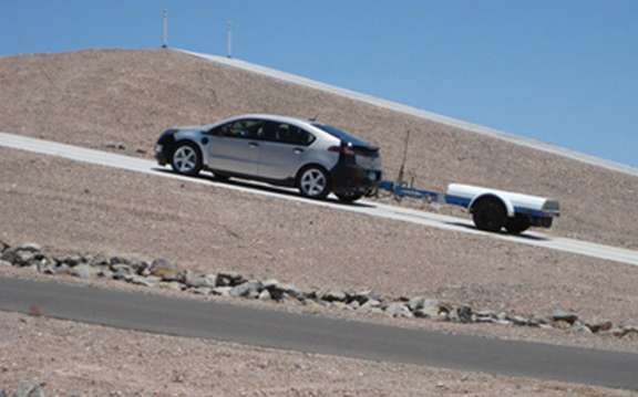2011 Chevrolet Volt: Essays in the desert of Arizona picture #2