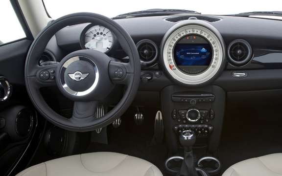 Mini 2011 with slight cosmetic alterations picture #5