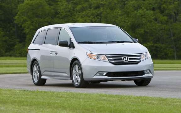 Honda Odyssey 2011: A more mature version 4 picture #1