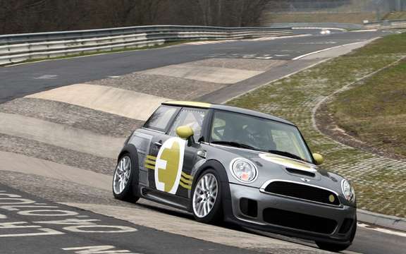 Mini E Race: 187 km / h without polluting picture #3