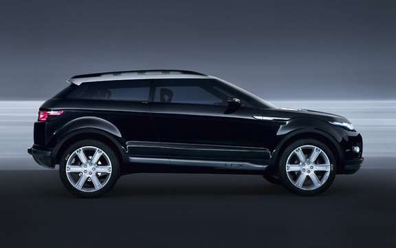 Land Rover compact, hybrid and front-wheel drive picture #1