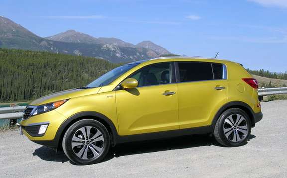 2011 Kia Sportage: From $ 21,995 in Canada picture #2