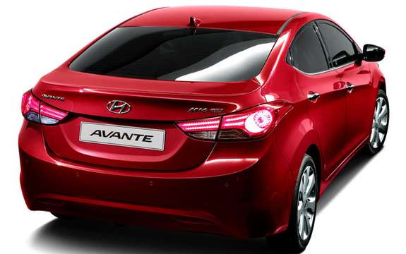 Hyundai Avante 2011: It is also called Elantra picture #5