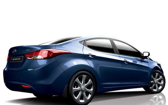 Hyundai Avante 2011: It is also called Elantra picture #6