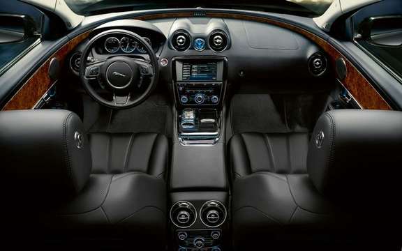 2011 Jaguar XJ: With platinum warranty picture #3